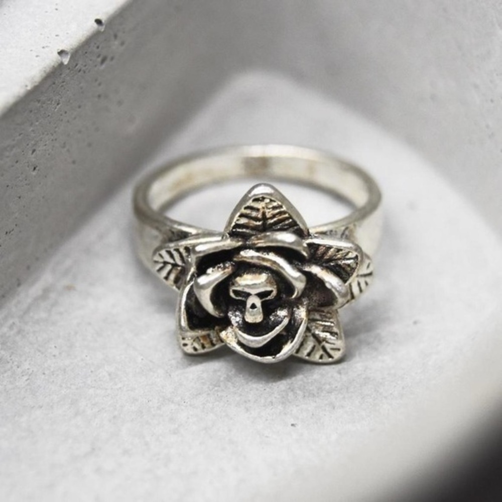 Silver Rose Ring
